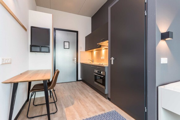 Van Embdenstraat 576